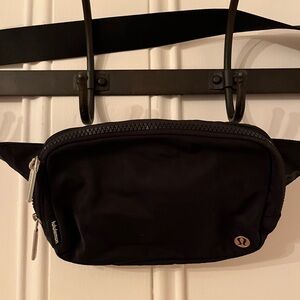lululemon athletica Black Belt Bag 2L